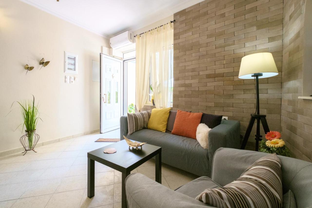 Home With Courtyard In Beating Heart Of Old Town! Chania  Bagian luar foto