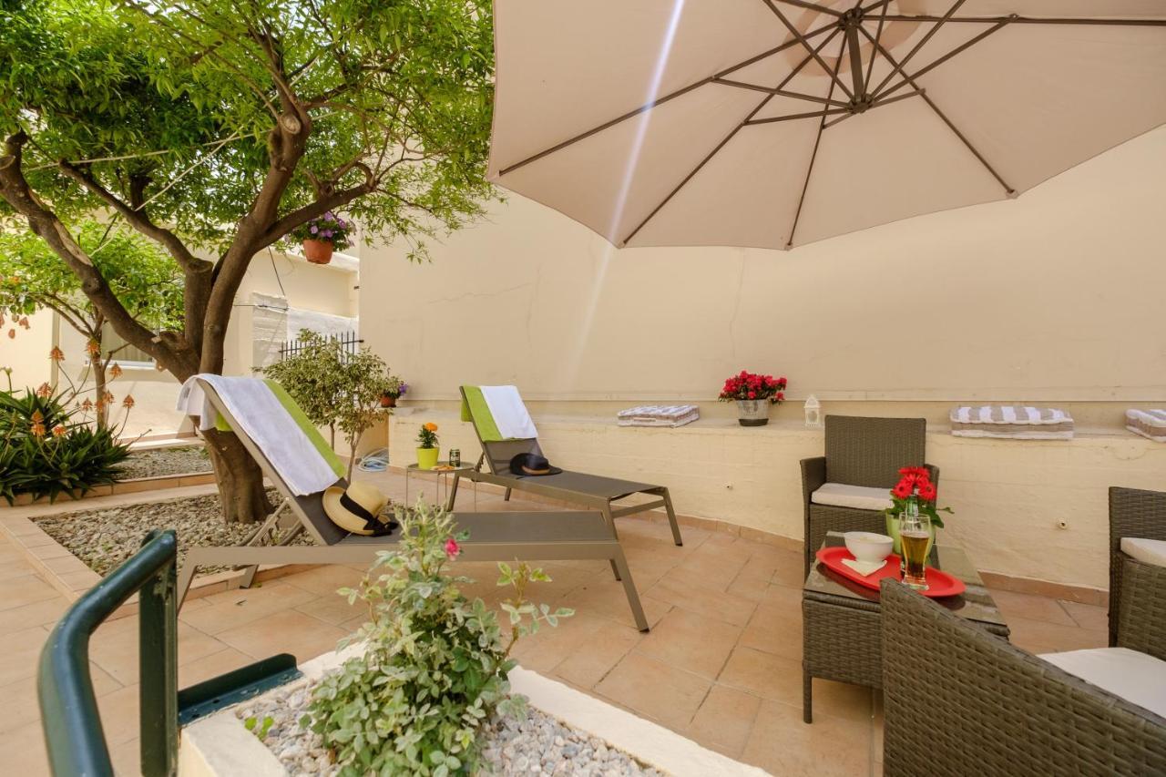 Home With Courtyard In Beating Heart Of Old Town! Chania  Bagian luar foto