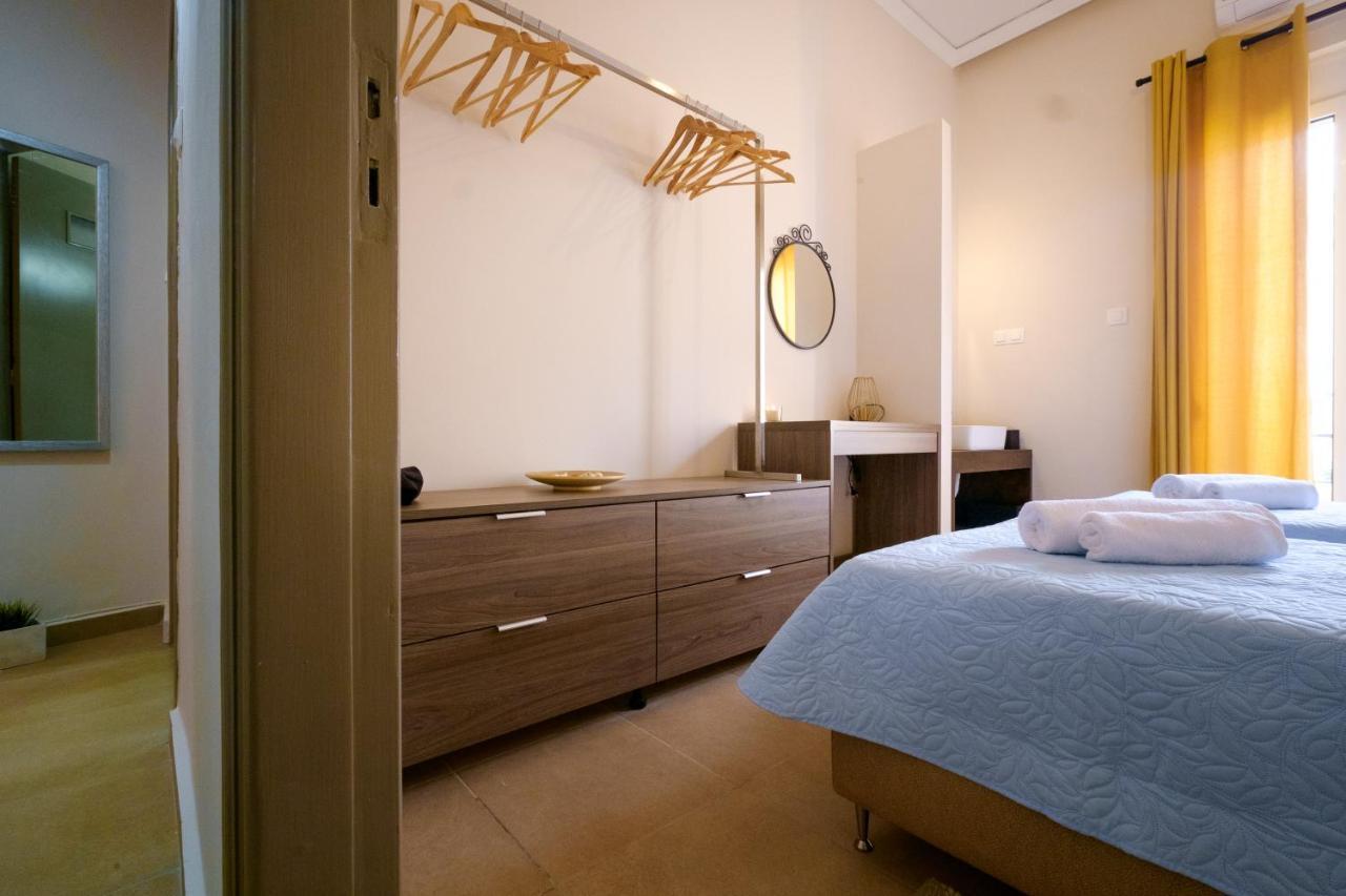 Home With Courtyard In Beating Heart Of Old Town! Chania  Bagian luar foto