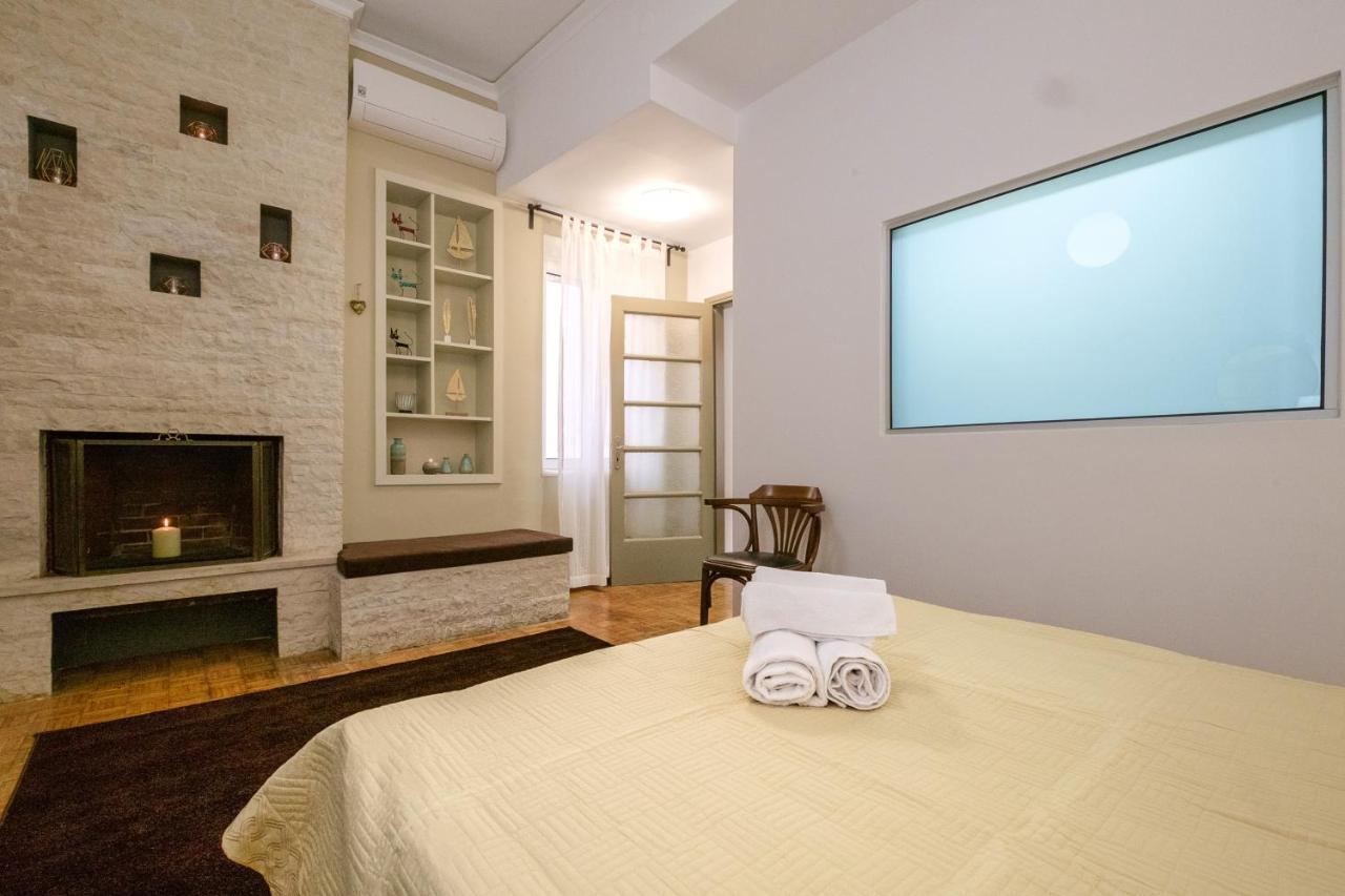 Home With Courtyard In Beating Heart Of Old Town! Chania  Bagian luar foto