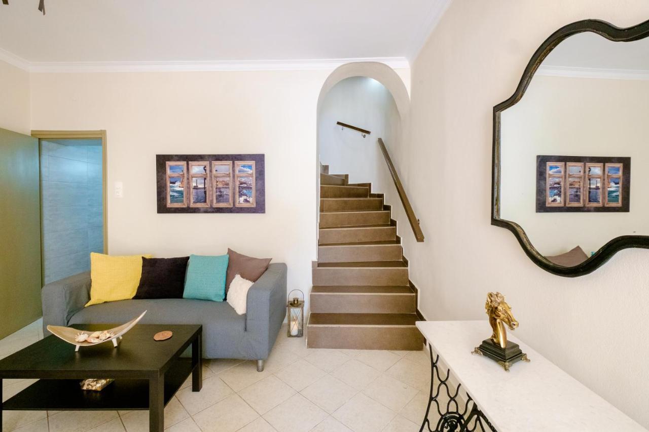 Home With Courtyard In Beating Heart Of Old Town! Chania  Bagian luar foto